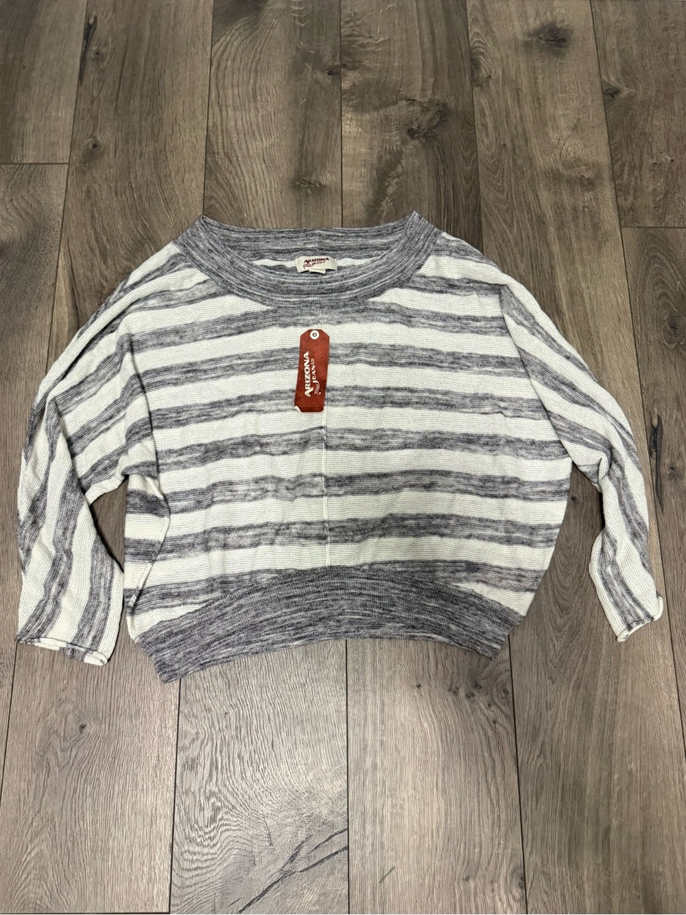 Arizona Jean Company Gray & White Striped Knit Sweater